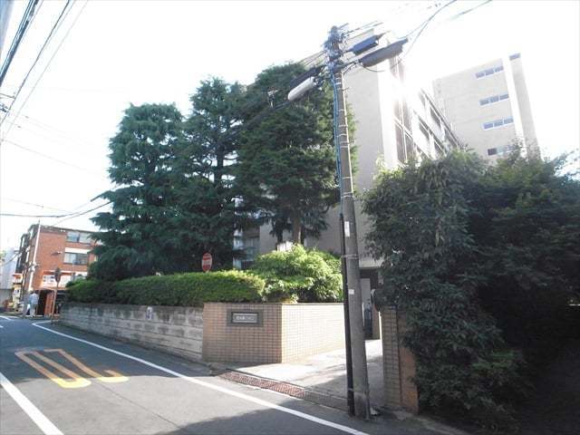 代々木ハイツ1号館